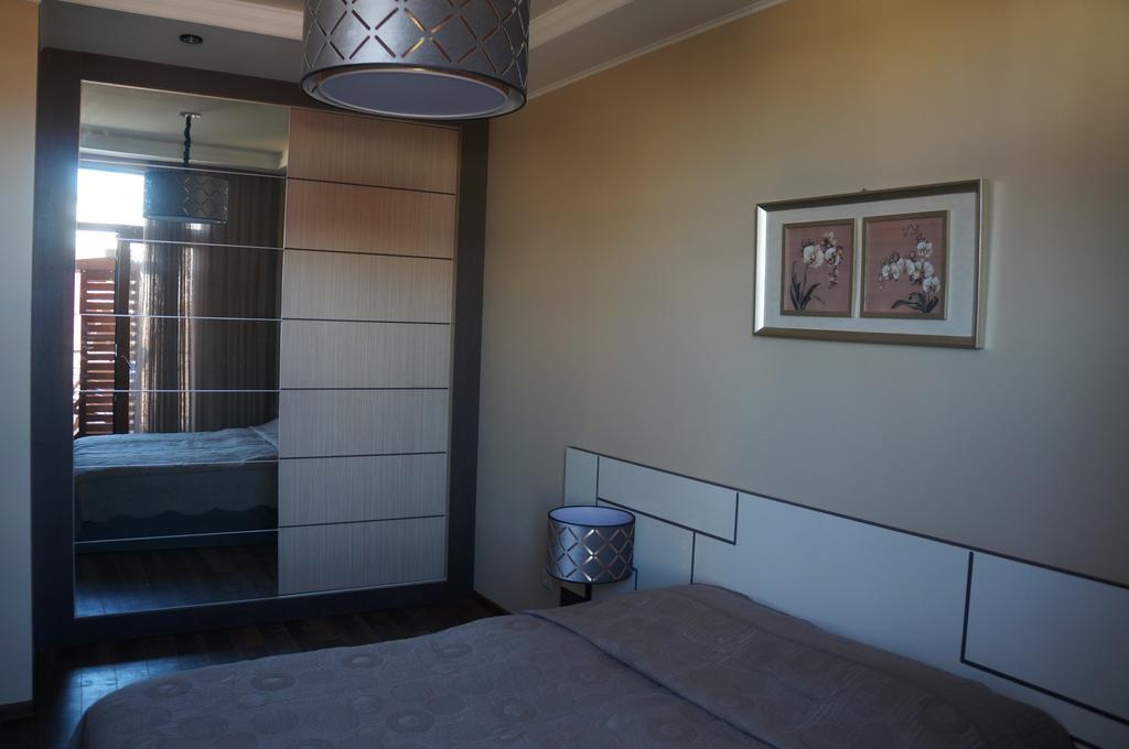 Apartment With Summer Terrace Batumi Rom bilde