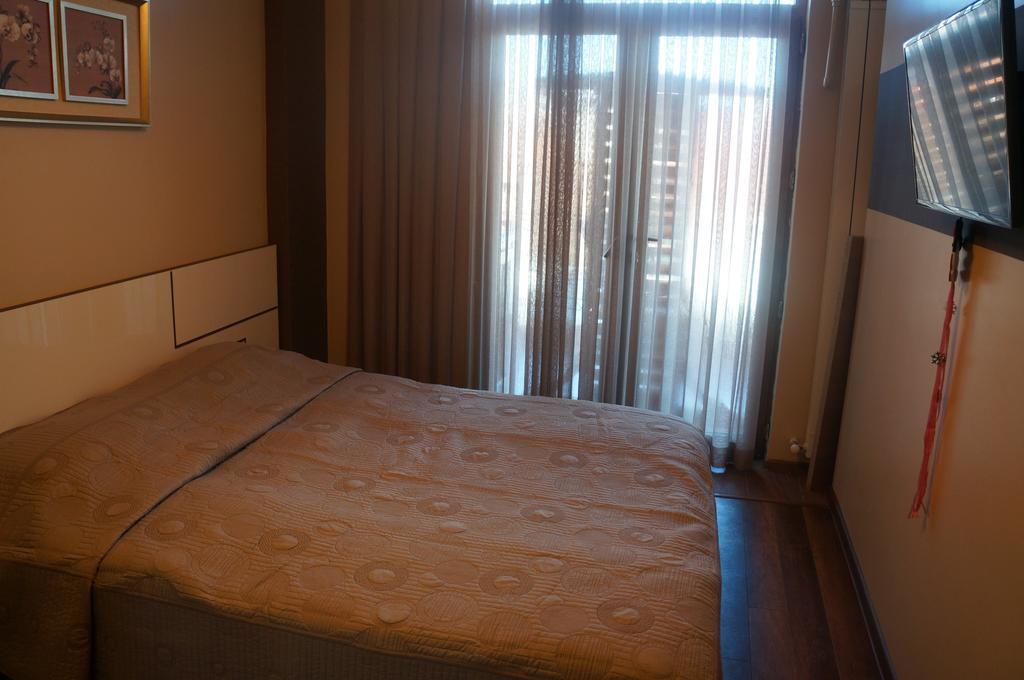 Apartment With Summer Terrace Batumi Rom bilde